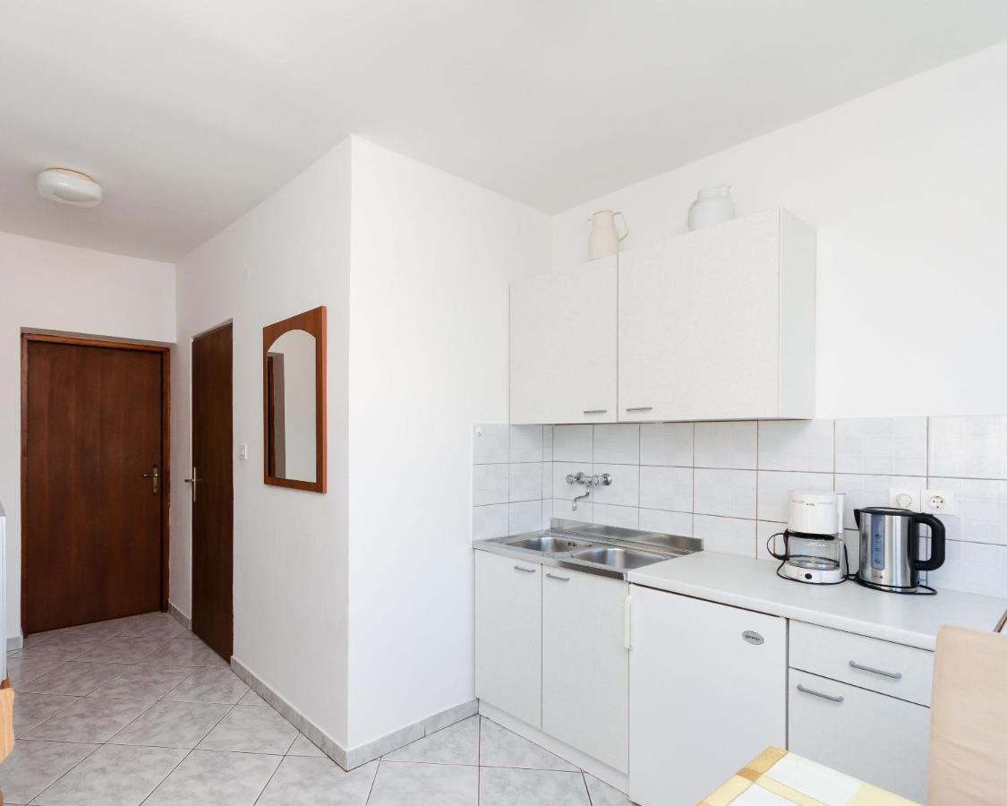 Apartments Dragan Lopar Exteriér fotografie
