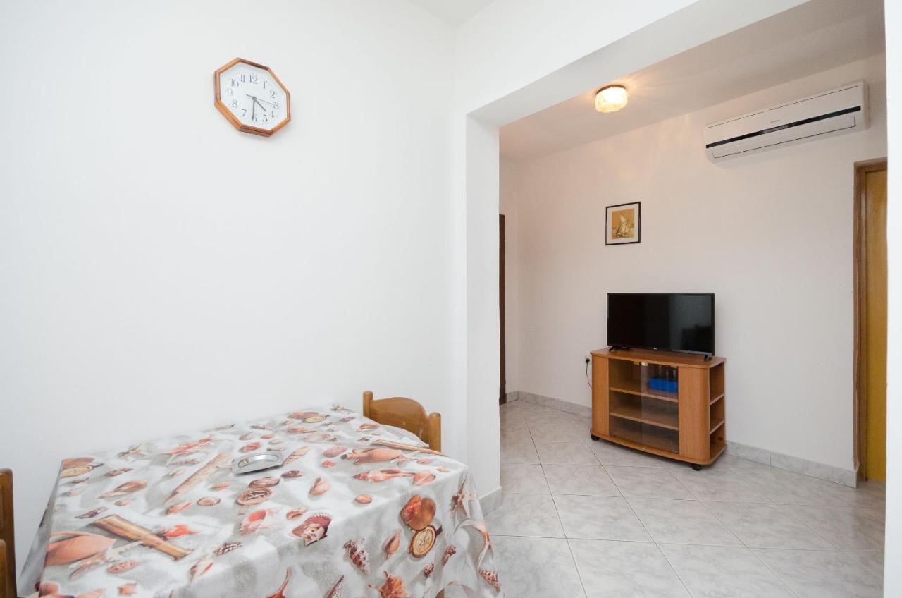 Apartments Dragan Lopar Pokoj fotografie